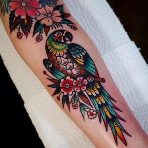 tatuajes de loros para mujeres, tatuajes de loro para mujer